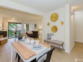 1775 W Sunn Fjord Lane A10, Bremerton WA 98312