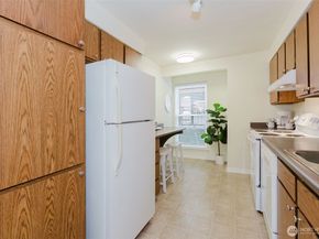 1775 W Sunn Fjord Lane A10, Bremerton WA 98312