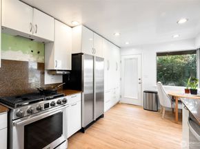 4026 48th Avenue S, Seattle WA 98118