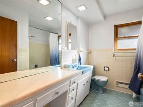 4026 48th Avenue S, Seattle WA 98118