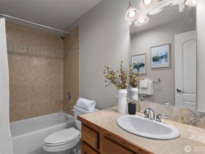 1147 Federal Avenue E, Seattle WA 98102