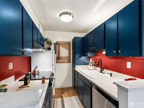 2111 E John Street 202, Seattle WA 98112