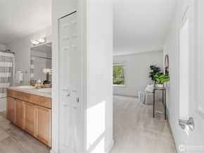 36703 SE Gravenstein Court, Snoqualmie WA 98065