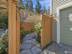 36703 SE Gravenstein Court, Snoqualmie WA 98065