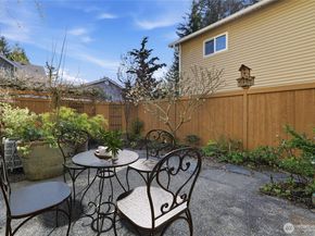 36703 SE Gravenstein Court, Snoqualmie WA 98065