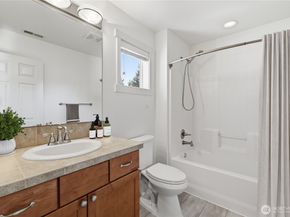 36703 SE Gravenstein Court, Snoqualmie WA 98065