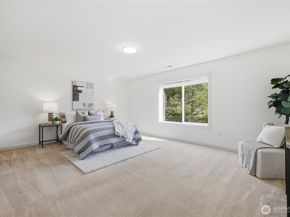 36703 SE Gravenstein Court, Snoqualmie WA 98065
