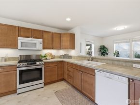 36703 SE Gravenstein Court, Snoqualmie WA 98065