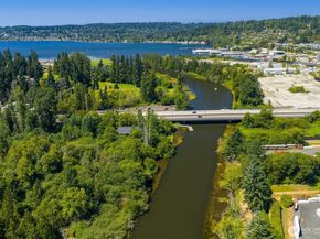 6831 NE 170th Street 206, Kenmore WA 98028