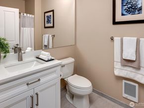 6831 NE 170th Street 206, Kenmore WA 98028