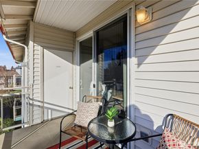 23007 Lakeview Drive A303, Mountlake Terrace WA 98043