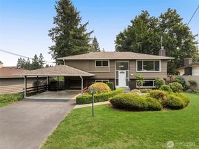 2520 166th Avenue NE, Bellevue WA 98008