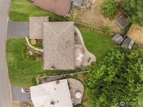 2520 166th Avenue NE, Bellevue WA 98008