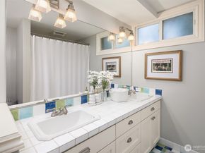 4915 NE 60th Street, Seattle WA 98115