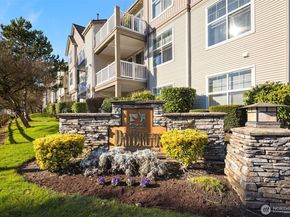 23420 SE Black Nugget Road A204, Issaquah WA 98029