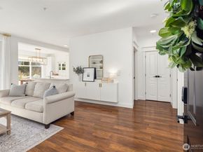 23420 SE Black Nugget Road A204, Issaquah WA 98029