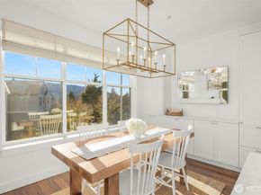 23420 SE Black Nugget Road A204, Issaquah WA 98029