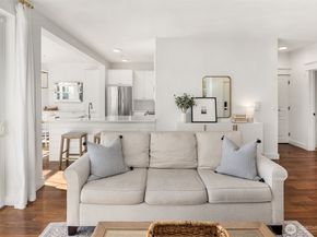 23420 SE Black Nugget Road A204, Issaquah WA 98029