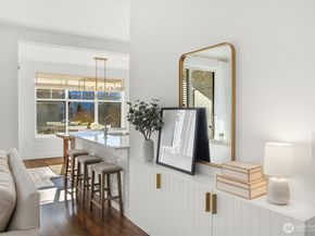 23420 SE Black Nugget Road A204, Issaquah WA 98029