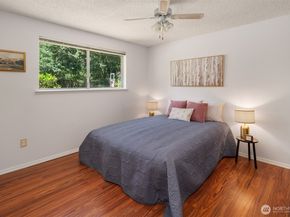 23717 107th Avenue SW, Vashon WA 98070