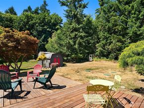 23717 107th Avenue SW, Vashon WA 98070