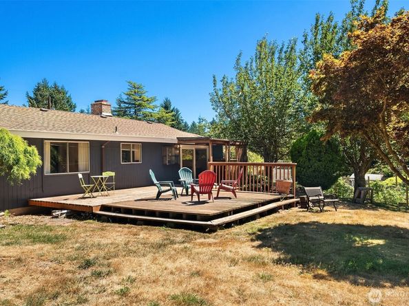 23717 107th Avenue SW, Vashon WA 98070