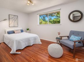 23717 107th Avenue SW, Vashon WA 98070
