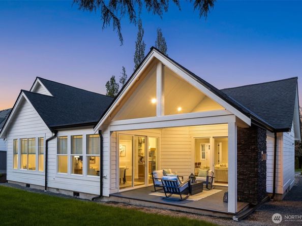 1516 131st Avenue NE, Lake Stevens WA 98258
