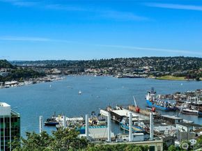 1065 Summit Avenue E, Seattle WA 98102