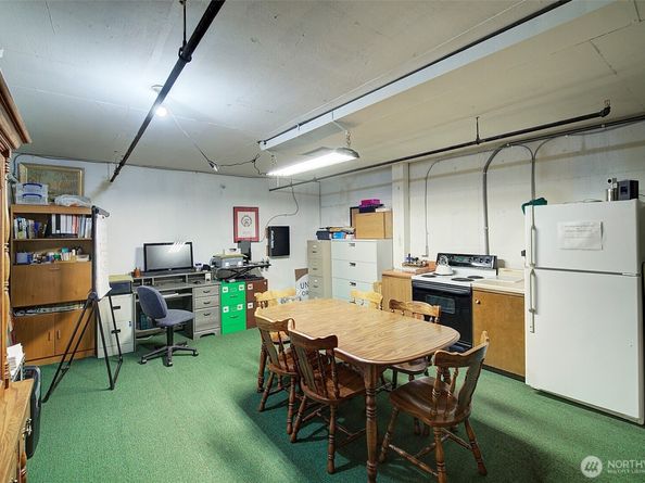 919 2nd Avenue W 601, Seattle WA 98119