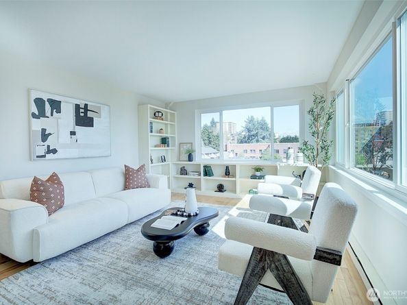 919 2nd Avenue W 601, Seattle WA 98119
