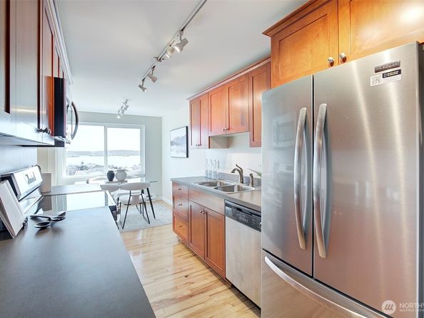 919 2nd Avenue W 601, Seattle WA 98119