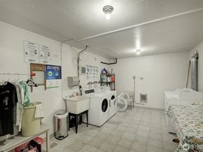 919 2nd Avenue W 601, Seattle WA 98119