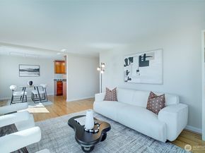 919 2nd Avenue W 601, Seattle WA 98119