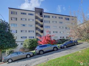 919 2nd Avenue W 601, Seattle WA 98119