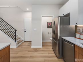 12517 Phinney Avenue N, Seattle WA 98133