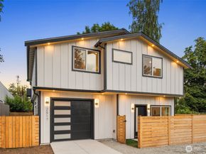 12517 Phinney Avenue N, Seattle WA 98133