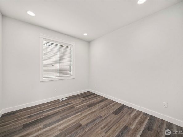 6603 Skipper Lane SE, Port Orchard WA 98367
