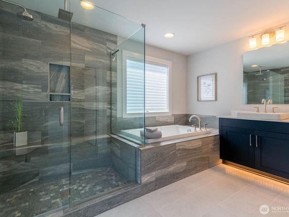 19226 Sandvik Place NE, Poulsbo WA 98370