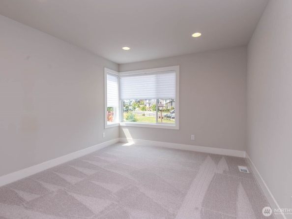 19226 Sandvik Place NE, Poulsbo WA 98370