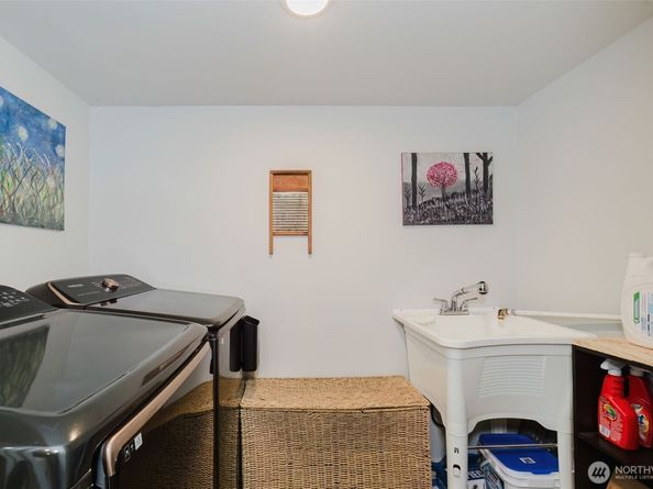 1122 Evans Avenue W, Bremerton WA 98312
