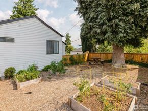 1122 Evans Avenue W, Bremerton WA 98312