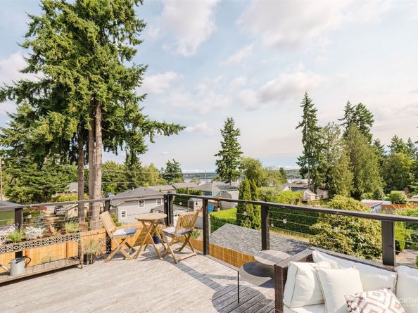 1122 Evans Avenue W, Bremerton WA 98312