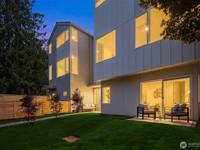 2649 41st Avenue SW, Seattle WA 98116