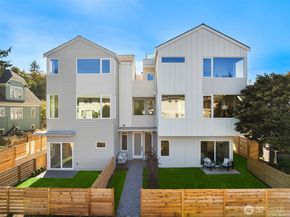 2649 41st Avenue SW, Seattle WA 98116