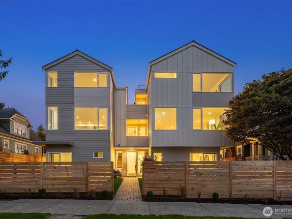 2649 41st Avenue SW, Seattle WA 98116