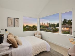 2649 41st Avenue SW, Seattle WA 98116