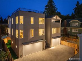 2649 41st Avenue SW, Seattle WA 98116