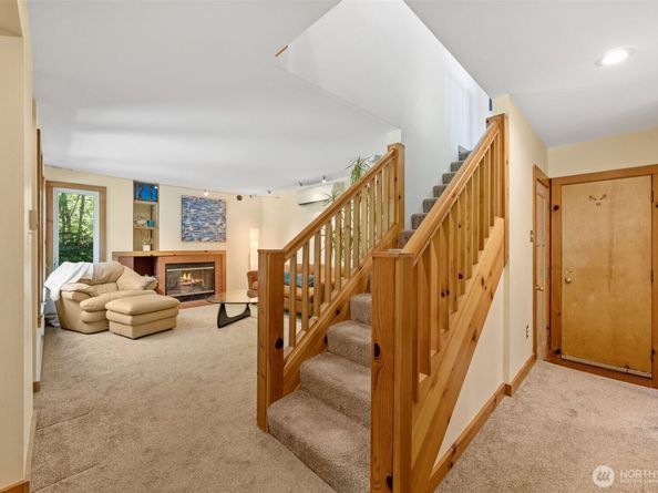 11616 Seola Beach Drive SW, Burien WA 98146