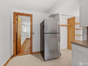 11616 Seola Beach Drive SW, Burien WA 98146